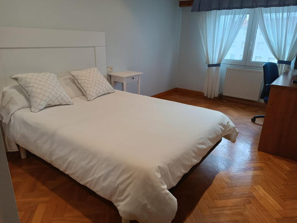 Apartamento Os Pineiros Камбадос Екстериор снимка